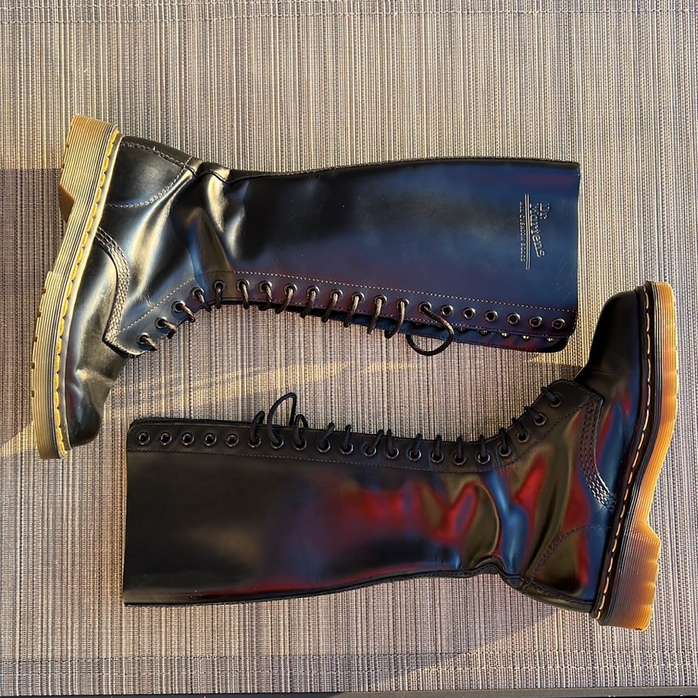 🎯❤️Rare Dr. Martens 9663 20-Eye Black Boots Size US6L EU37 UK4